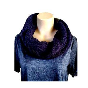 Under Armour Womens Around Town Infinity Scarf Black 100% Acrylic New